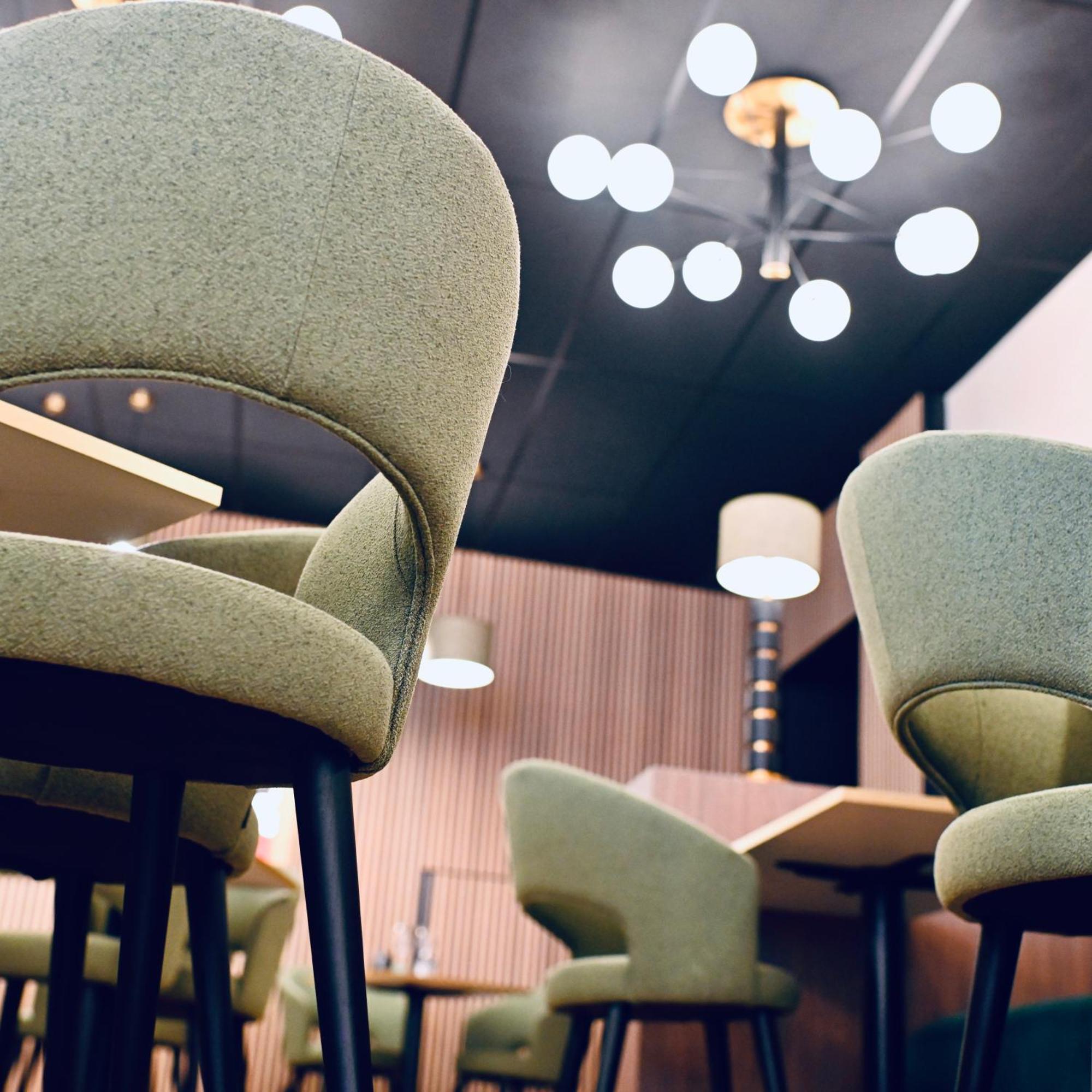 Logis Hotel-Restaurant Le Fontarabie Фонтене-ле-Комт Экстерьер фото
